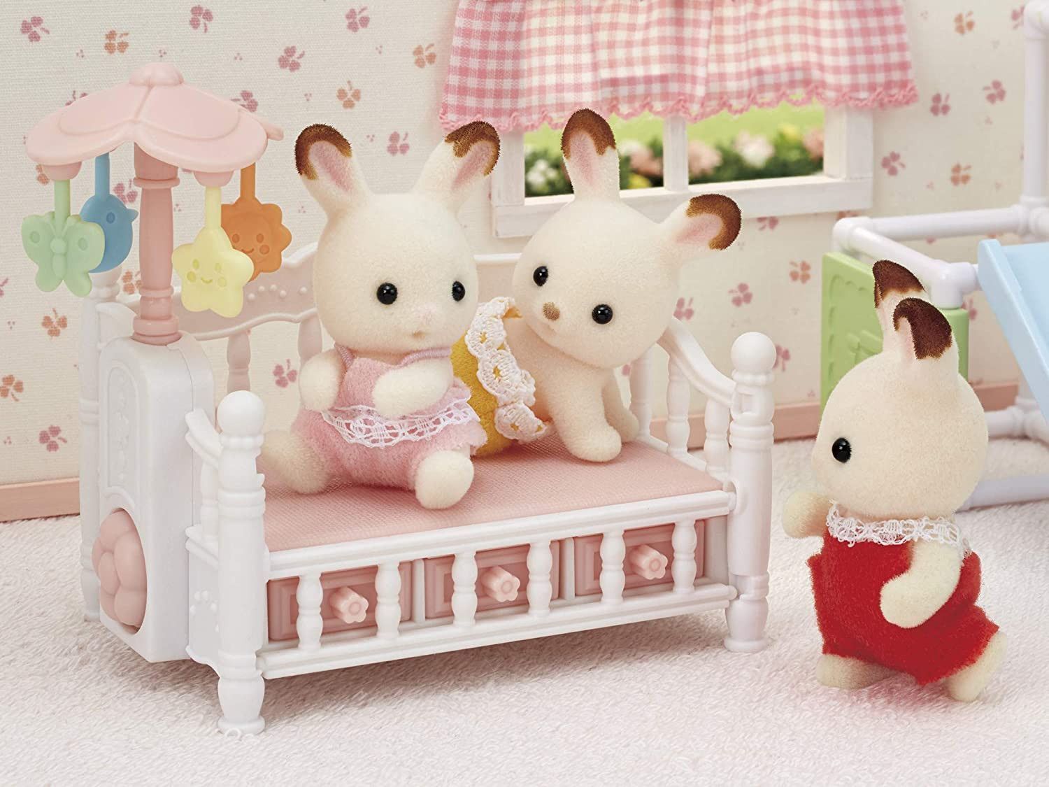 Sexta imagen de La cunita de los trillizos - Sylvanian Families